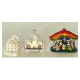 Christmas Decor Lot: Lighted Bear Figurine, Placemats & Holiday Accents