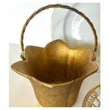 Naiper Pineapple Table Lighter & Gold Decor Mixed Lot