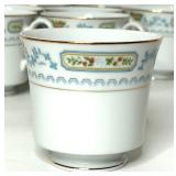 Floral Inspirations Fine China Dinnerware Set - Abundance Pattern, Japan