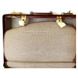 Stone Necklace & Pendant, Bracelet, Travel Case & Briefcase