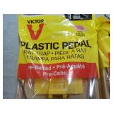 4 Plastic Pedal Rat Traps...
