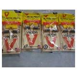 4 Plastic Pedal Rat Traps...