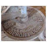 2 Clay Pigeon Throwers with Clay Pigeons