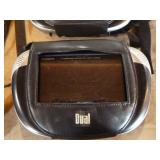 Dual Mobile DVD Player with Monitors and Case
