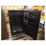 Sanyo Mini Refrigerator