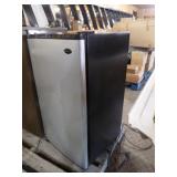 Sanyo Mini Refrigerator