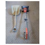 Toro Power Shovel and Shovel