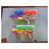 2 Super Soaker Water Guns