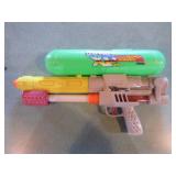 2 Super Soaker Water Guns