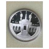 1984 US OLYMPIC SILVER DOLLAR IN BOX