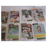 Assorted 1974 Topps Baseball Cards...