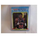 1988-89 Fleer Patrick Ewing Super S...