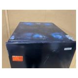 Vissani 10.1 cu. ft. Top Freezer Refrigerator in Black (SLIGHTLY USED, Transit Damage)