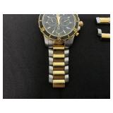 Movado Series 800 Chronograph Case Diameter 42 mm (Needs Repairs, Battery & Cleaning. Includes Attachments See Pics)