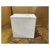 Vissani 7.0 cu. ft. Manual Defrost Chest Freezer with LED Light in White Garage Ready