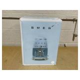 Smeg Retro Style White Coffee Maker - DCF02WHUS