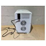 Cooluli Infinity 15 Liter Mini Fridge (Missing Parts or Pieces)