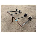 Attachment for lifting or moving possibly pipes