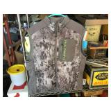 HUK Performance Fabrics - XL Grey Fishing Vest - Nice!
