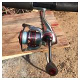 SHAKESPEARE Ugly Stik Rod with PFLUEGER President XT Reel