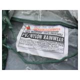 Vintage STEARNS/AMERICAN CLEARWATER XXL/XL Rainwear