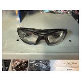 Sunglasses, approximately 2,000. Note: All merchandise is new