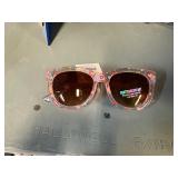 Sunglasses, approximately 2,000. Note: All merchandise is new