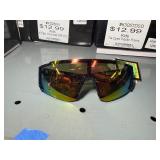 Sunglasses, approximately 3,100 Note: All merchandise is new