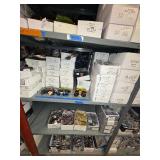 Sunglasses, approximately 1,200 Note: All merchandise is new