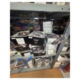 Sunglasses, approximately 950. Note: All merchandise is new