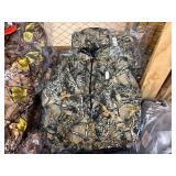 Camo hunting jackets and hats