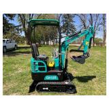 AGT Mini Excavator QH12R