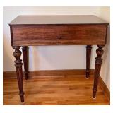 UL - Vintage Wooden Writing Desk with Flip-Top and Storage Compartments