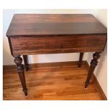 UL - Vintage Wooden Writing Desk with Flip-Top and Storage Compartments