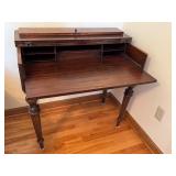 UL - Vintage Wooden Writing Desk with Flip-Top and Storage Compartments