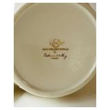 SR/LR - Lenox Winter Greetings 12-Inch Cardinal Cookie Jar by Catherine McClung