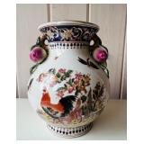 FR - Vintage Chinese Style Porcelain Vase with Rooster and Floral Design