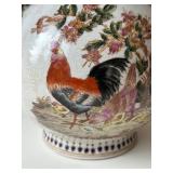 FR - Vintage Chinese Style Porcelain Vase with Rooster and Floral Design