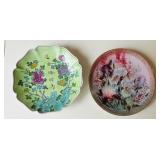 SR/FR - Set of 2 Decorative Plates: Hand Painted Hong Kong Plate and 1991 Iris Quartet Collector Plate, 9 Inch