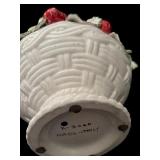 K - Vintage Mottahedeh Porcelain Strawberry Basket Italy