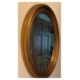 UL -Vintage Gilded Oval Wall Mirror with Gold-Tone Frame