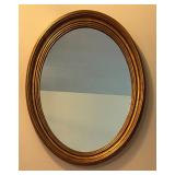 UL -Vintage Gilded Oval Wall Mirror with Gold-Tone Frame