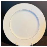 DR - Vintage Grace Concerto Fine China Dinnerware Set with Floral Embossed Pattern