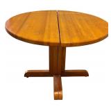 LL - Vintage Round Dining Table with 2 Leaves and Pedestal Base