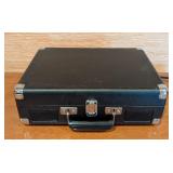 LL - Crosley CR8005A-BK Portable Suitcase Turntable