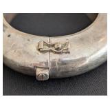 DR - Heavy Sterling Silver Oval Bracelet with Clasp