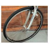 G - Trek 7100 Hybrid Bicycle with Flat Tires