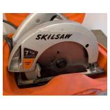 G - SKILSAW 7-1/4 Inch Circular Saw Model 574 with Case