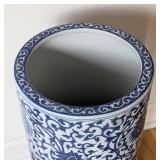 ML - Blue and White Ceramic Umbrella Holder with Floral Pattern, 19 Inch