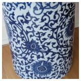 ML - Blue and White Ceramic Umbrella Holder with Floral Pattern, 19 Inch